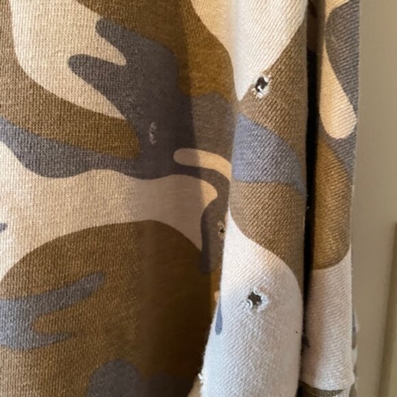 MAZIK Camouflage  Hoodie Sz L-  NWOT - Picture 5 of 8